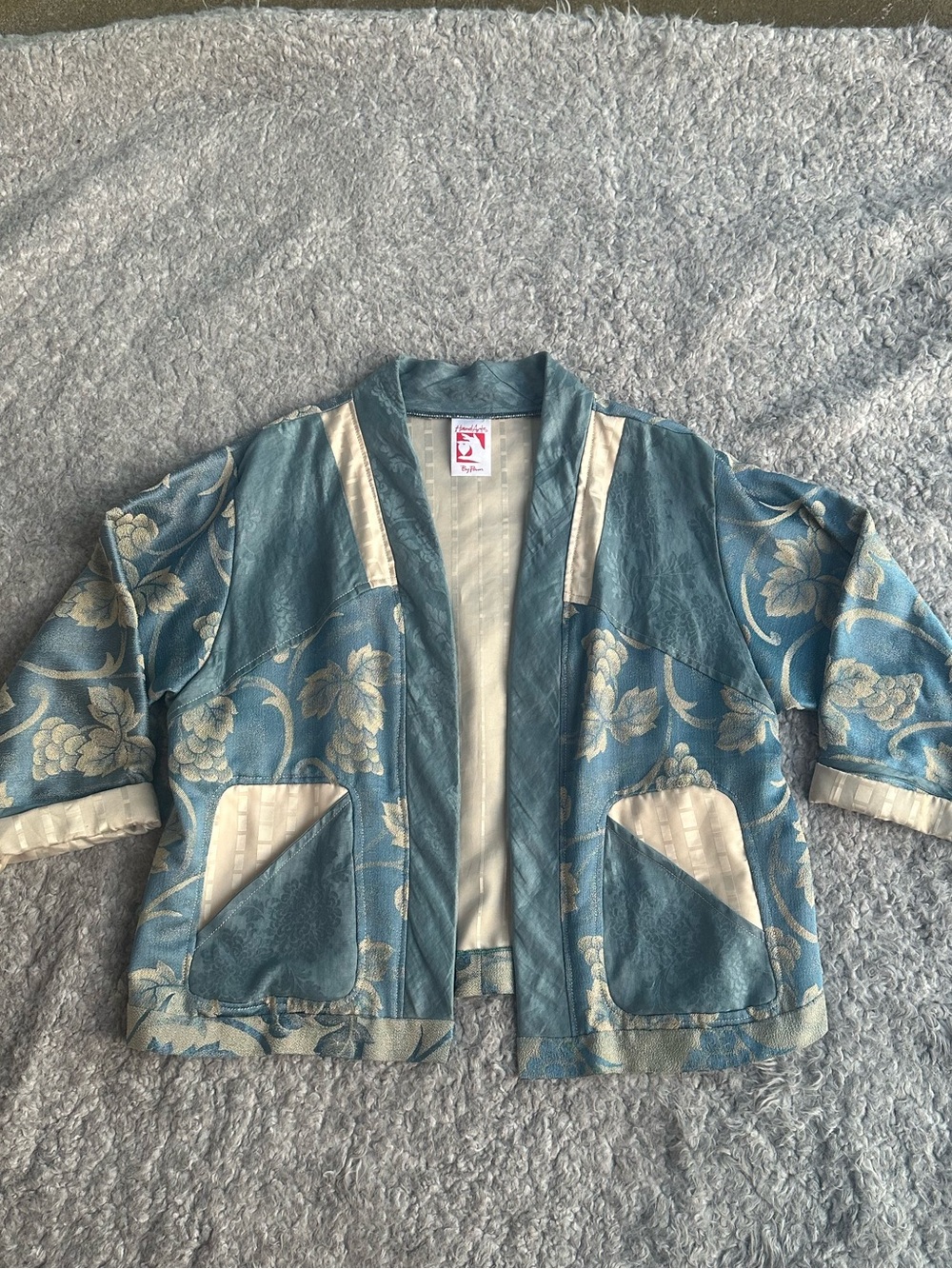 Vintage-Inspired Blue Floral Kimono Jacket with Cream Trim